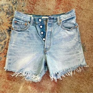 LEVIS Button Fly Ribcage Jean Shorts